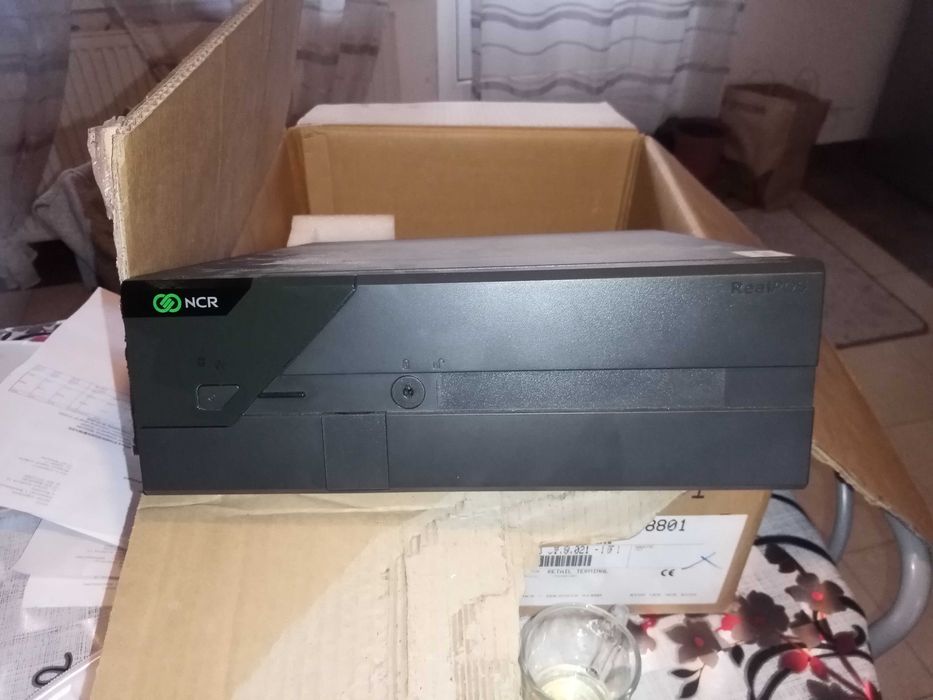 NCR Terminal komputerowy RealPOS