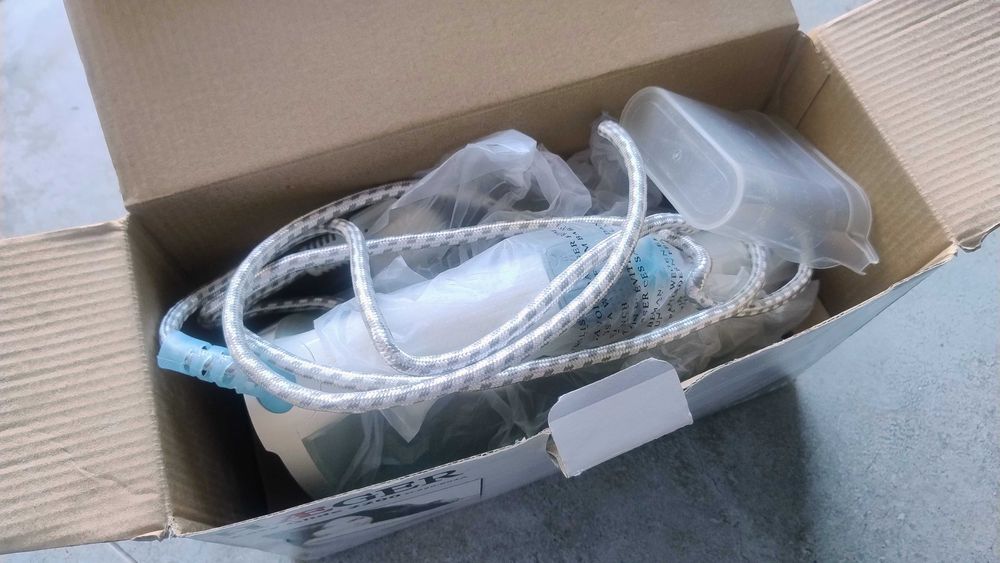 Ferro de engomar HAEGGER Easy Glide 2200