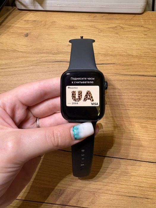 Apple watch Watch SE 2 44 mm акб 100% гарний стан