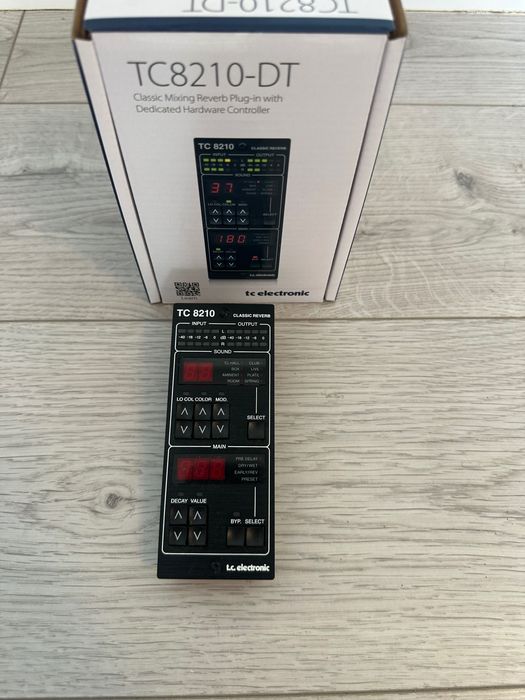 TC Electronic TC 8210 DT