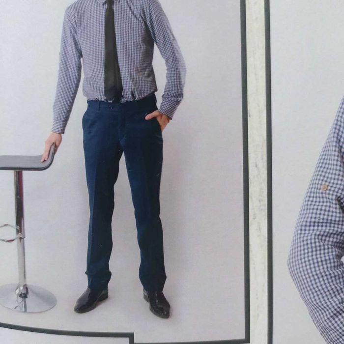 Костюм мужской  Doni Ricce + рубашка в подарок