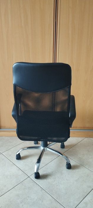 Cadeira de Escritório Preta