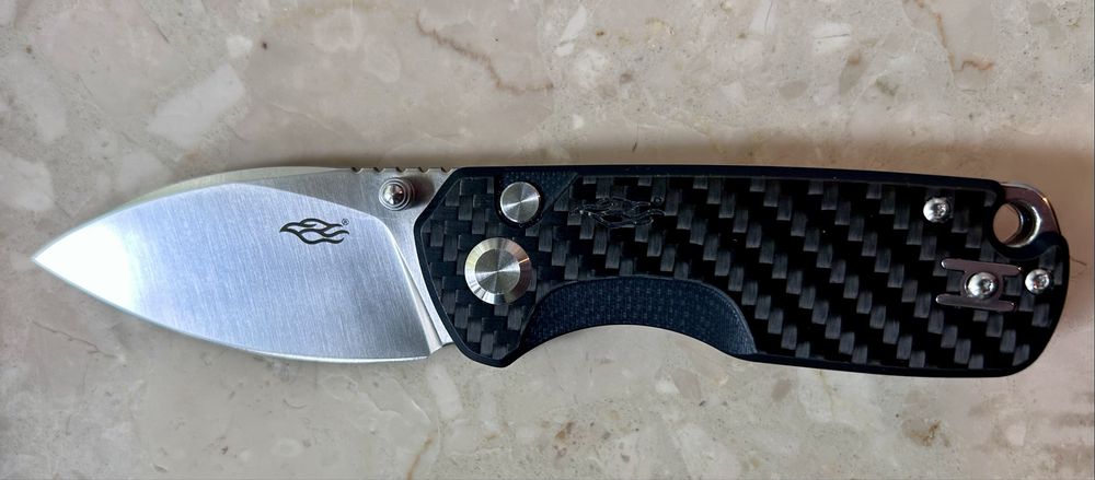 Nóż  Ganzo Firebird FH925 - carbon