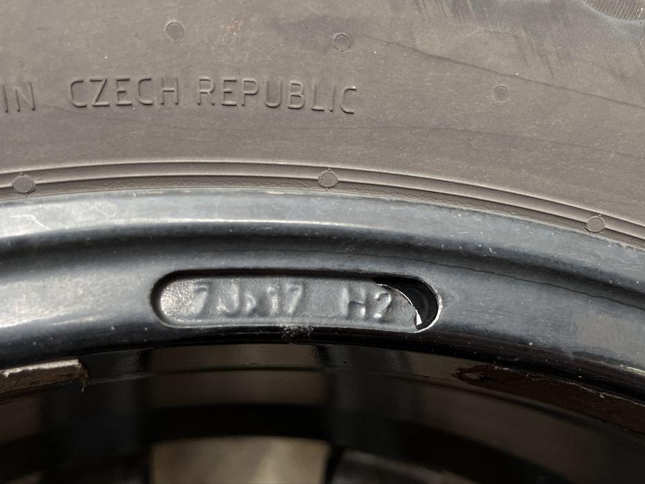 Комплект диски і шини it wheels “elena” 5х112 r17