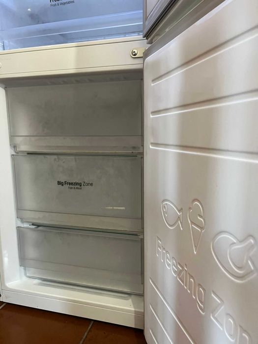 Frigorífico Combinado LG GBB61SWHZN – Excelente estado - No Frost