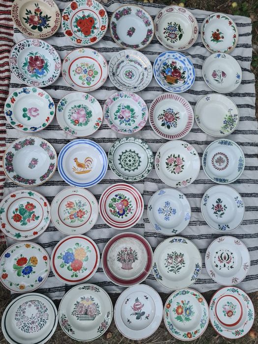 Тарілки настінні декоративні