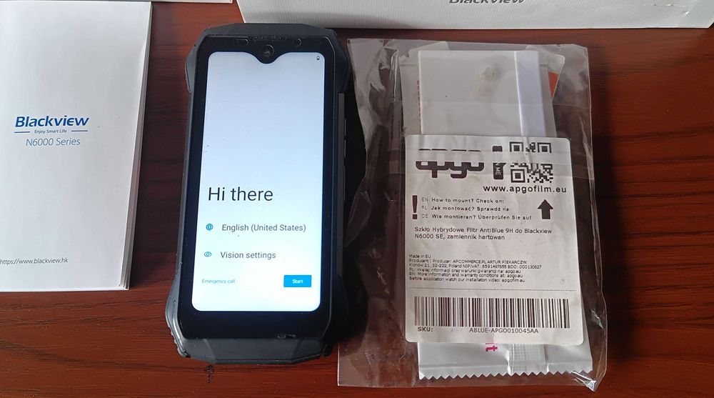 Blackview N6000 z wadami plus szybka
