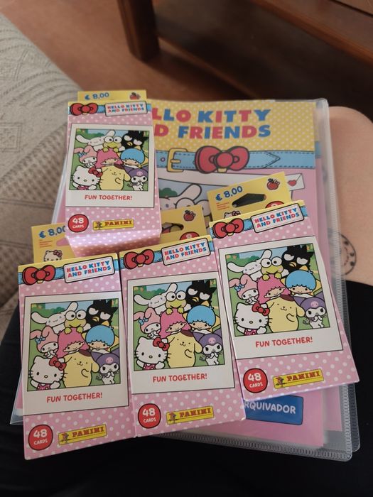 Troco ou vendo cromos Hello Kitty