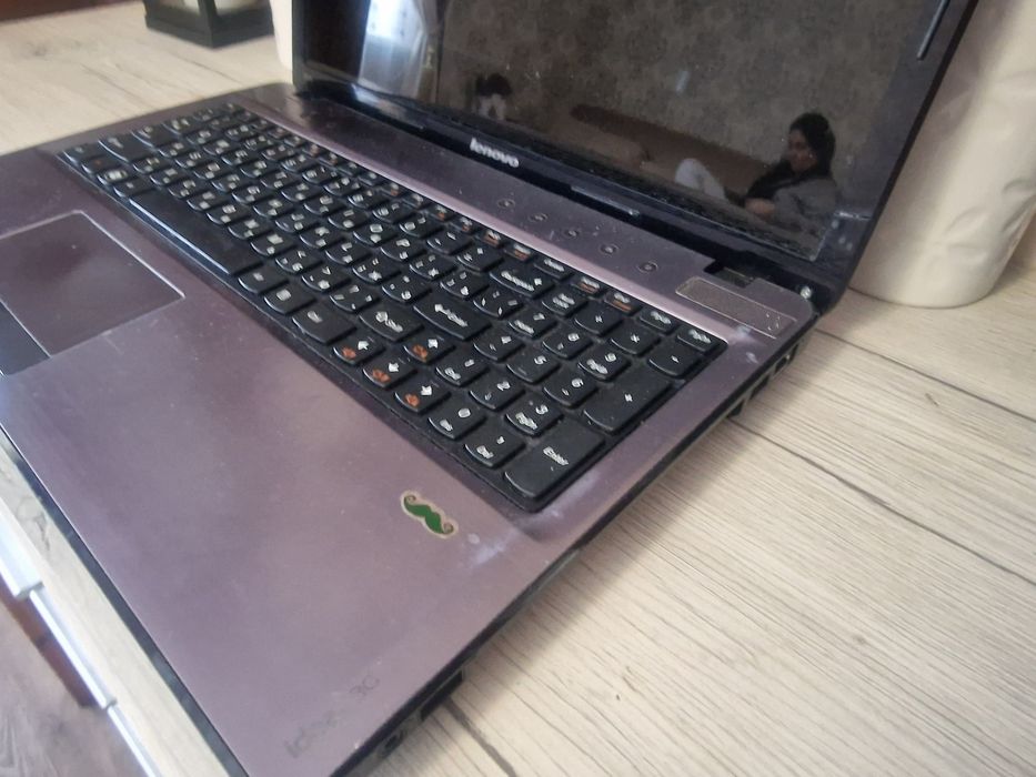 Ноутбук Lenovo Z575 A4/ОЗУ 8Gb/Hdd 320Gb/Radeon HD 6480-1Gb