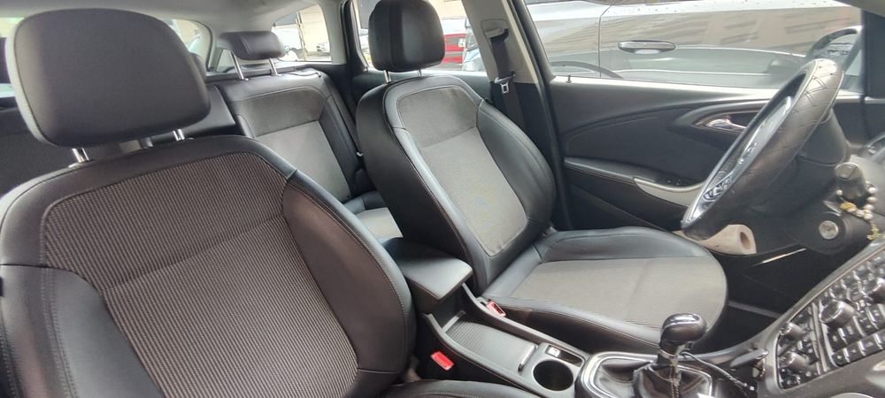 Opel Astra j Sporting tourer 1.3 diesel 2011