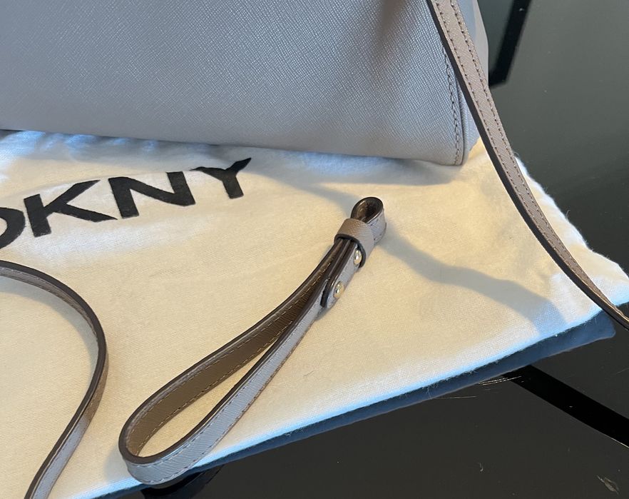 Mala beje DKNY/ nova!!!