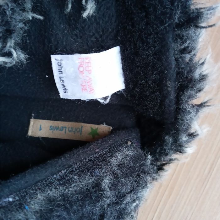 Тапки- лапки. Тапочки для дому.