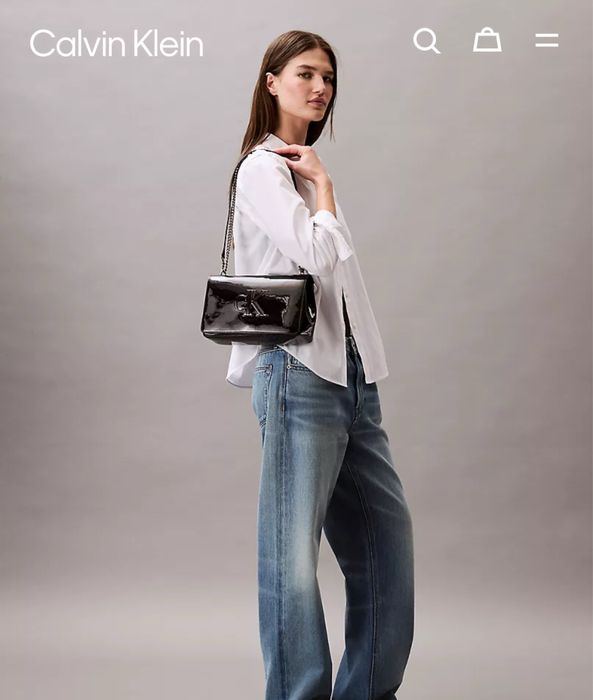 Лакована сумка Calvin Klein