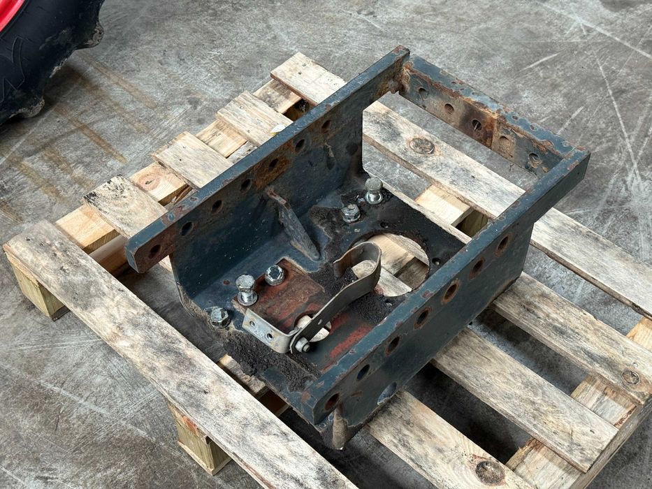 Płyta zaczepu, wspornik zaczepu | ZETOR | np. 7211, 7245, itp.