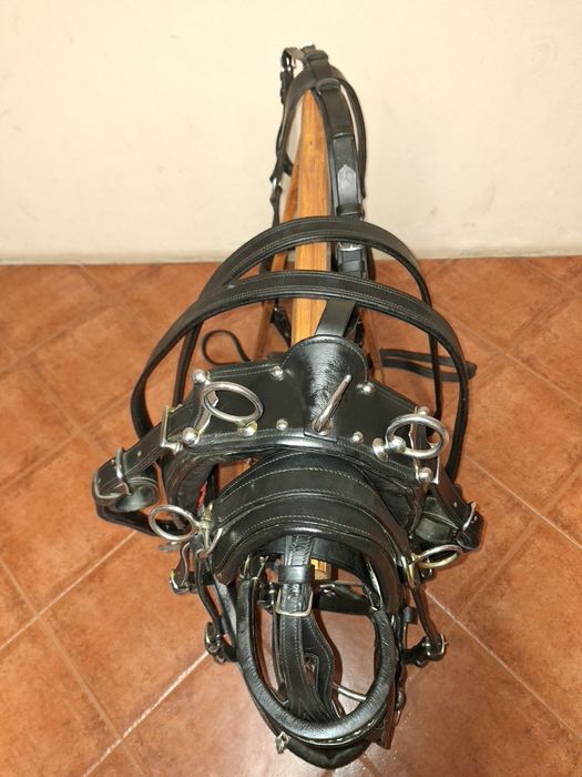 Arreio de engate -  Singular preto