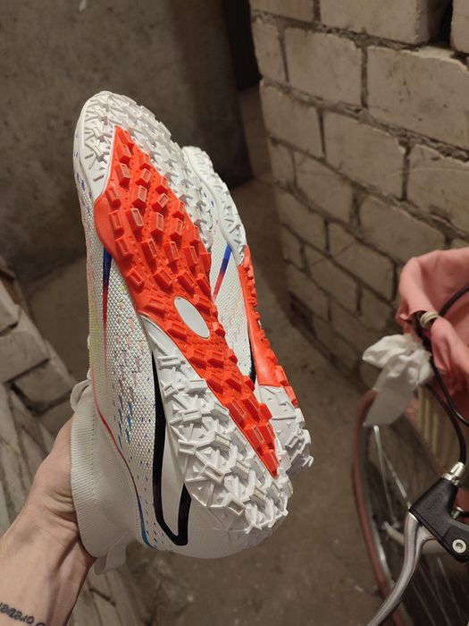 Buty na orlik piłkarskie turfy 44 -45 NOWE wkładka 29.5E