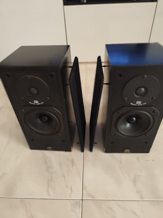 Colunas Monitor 7 Audio