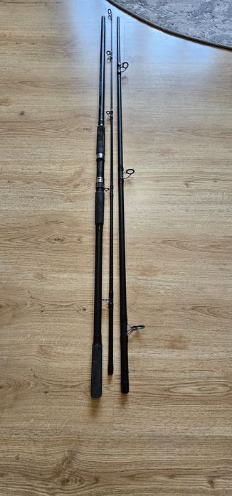 Удочка, карповик,  катушка, свингеры.