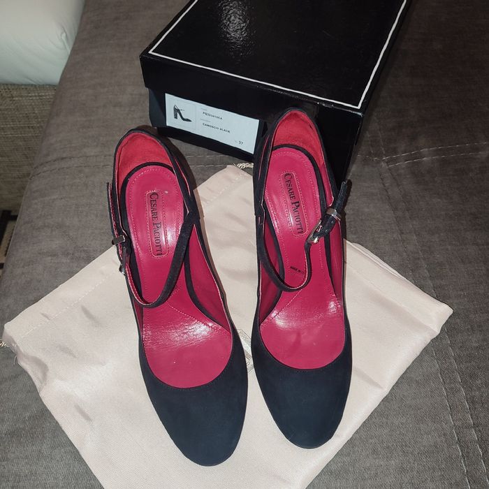 Жіночі туфлі Cesare Paciotti, Італія