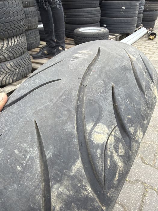 Opona motocyklowa avon 200/55r17