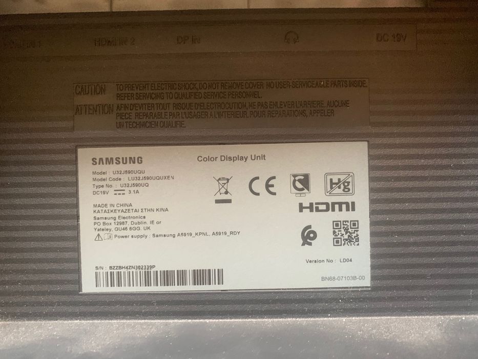 ZESTAW 5 monitorów plus uchwyty