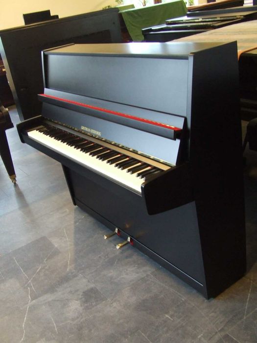 Pianino Grotrian Steinweg mod 120, czarne z 1977 r.