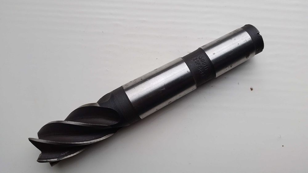 Фреза концевая к/х Ø25 КМ3 z=5/Р6М5 (Конус Морзе-3)