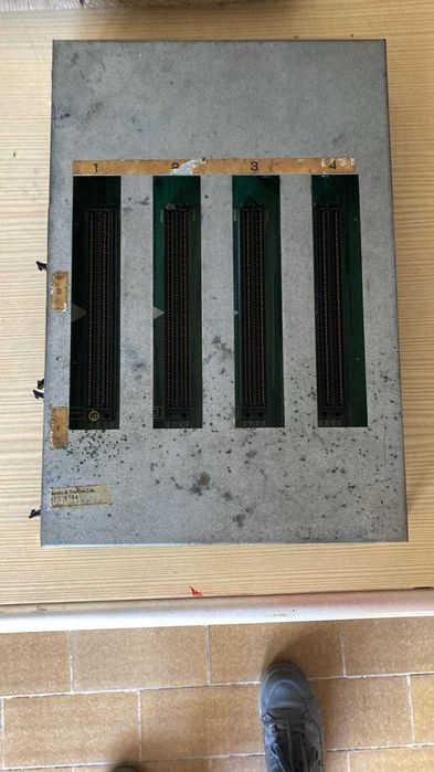Slot SNK MVS Neo Geo p/ 4 Cartuchos