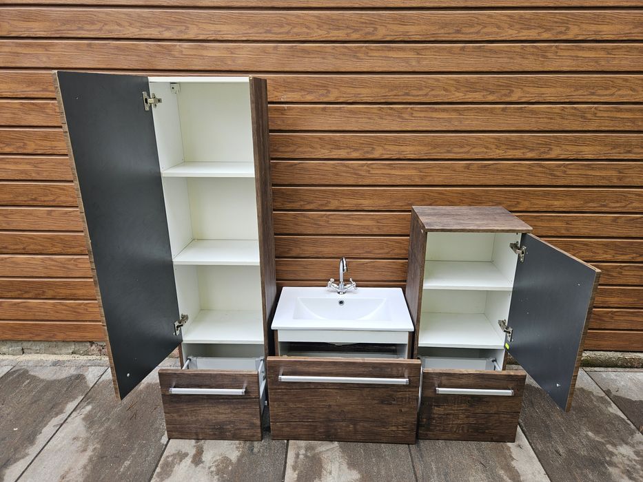 Meble łazienkowe – zestaw 3 elementy + umywalka