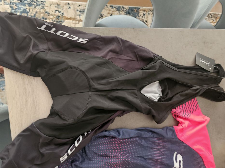 Jersey e calcao de ciclismo de estrada