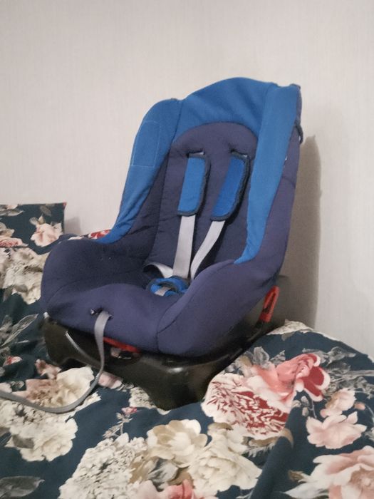 Fotelik samochodowy dla dzieci.0-20kg.