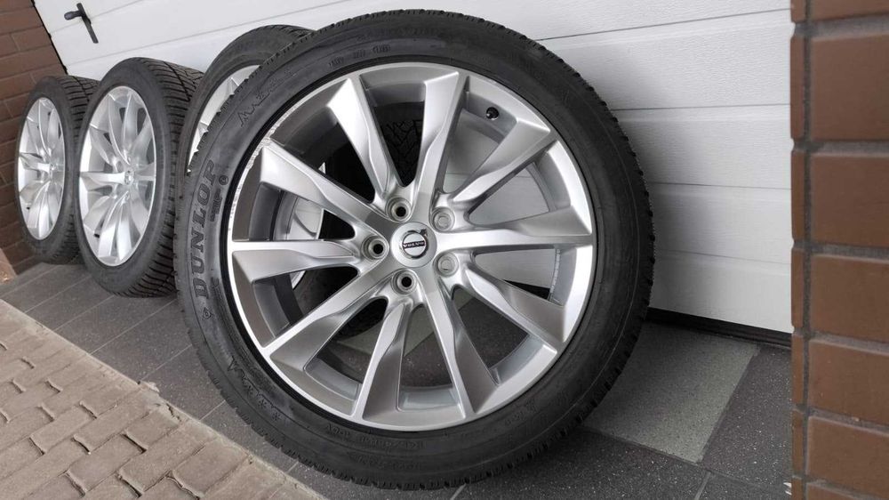 Koła Volvo V90  S90 FORD 18" 5x108 opony zima 245/45/18 ET42 (GD1373)