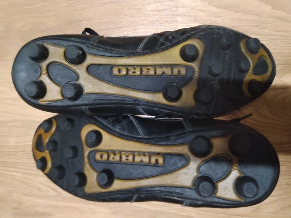 Chuteiras futebol UMBRO