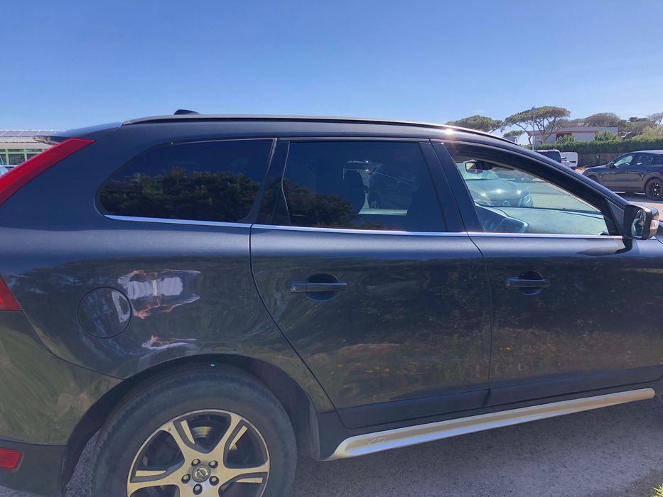 Volvo XC60 2011 2.0