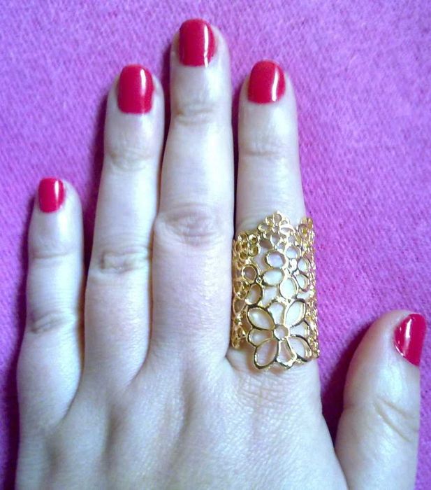 Anel Dourado - Flores Ocas - Tamanho Regulável