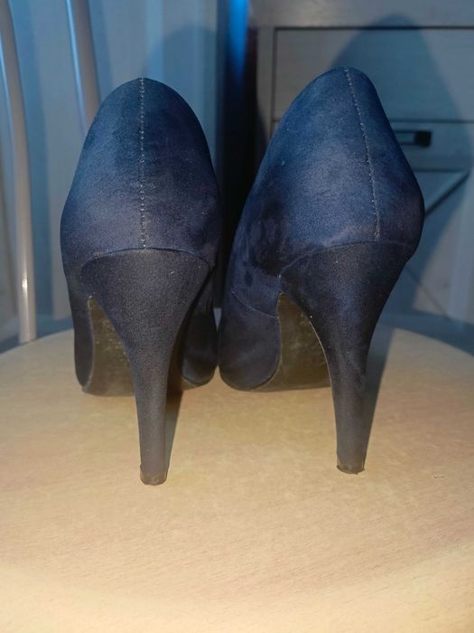 Buty wysokie szpilki