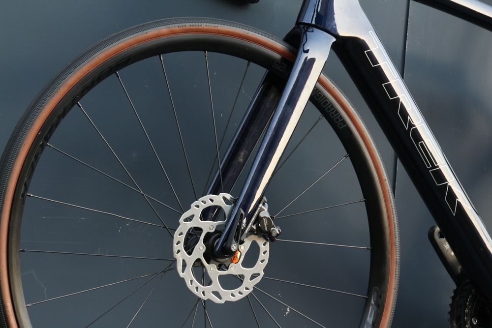 Шосейний велосипед Trek Domane SL 6 Gen 4 Di2 105 2024. Новий.