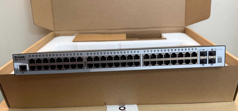 Switch 10 Gigabit! D-Link DGS-1510-52