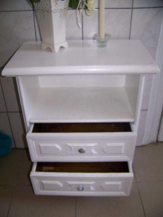 szafka z szufladkami