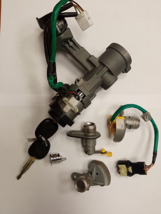 Комплект замок запалювання бу