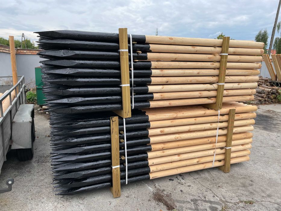 Słupki drewniane smołowane, 251cm fi8,5cm promocja ze Swadzimia HIT!