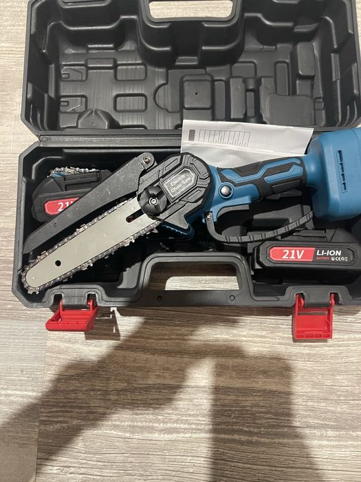 Электропила на аккумуляторе