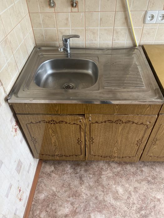 Кухня разом або по частинам