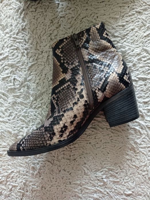 Боти Казаки KENNEL