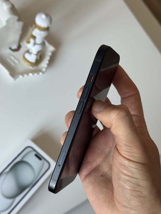 iPhone 15 BLACK 128GB