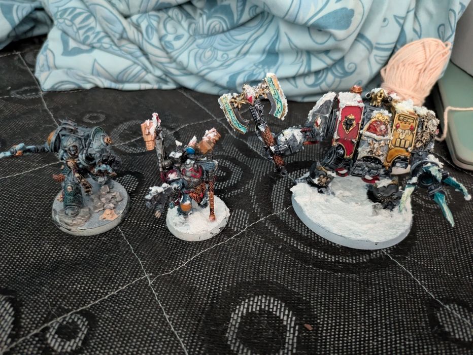 Iron priest, Liblarian, Space wolves Drednout Warhammer