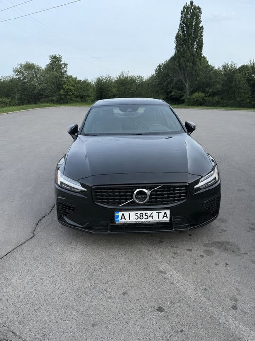 Volvo S60 Recharge plug-in hybrid t8 2021рік