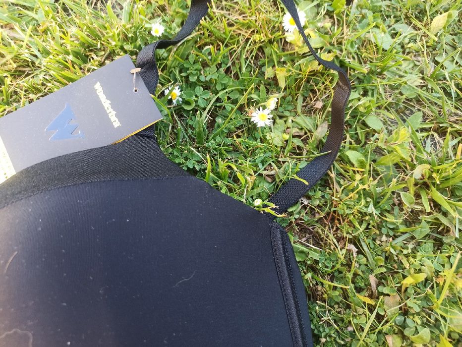 65E stanik do sukienki dekolt Wonderbra biustonosz