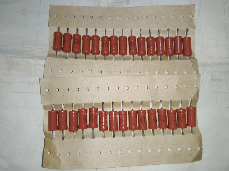 Резистор МЛТ-2 +-5% 100 Ом