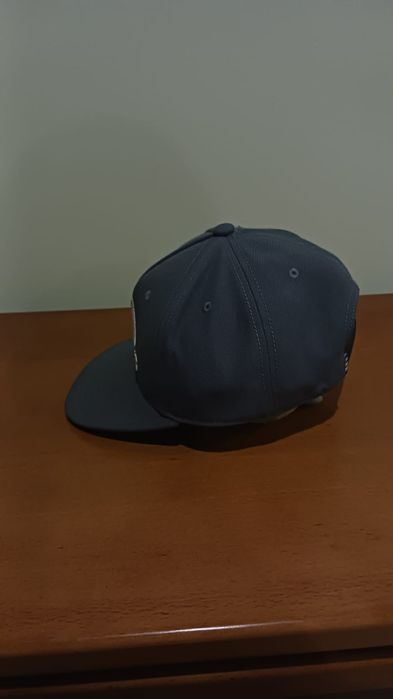 Chapéu adidas cinzento!